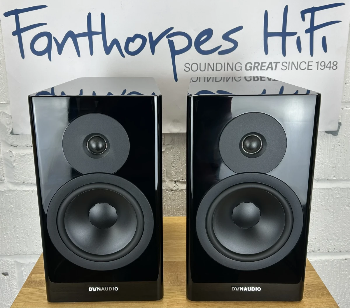 Dynaudio Evoke 20 Bookshelf Speakers - Gloss Black - Preowned